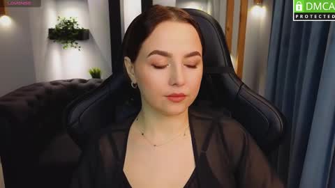 Snapshot of mira_mermayd chatting on February 22, 2025, 4:29 am Mira online show from February 22, 2025, 4:29 am