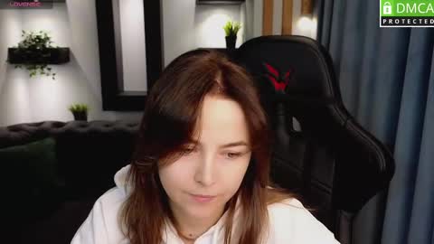 Snapshot of mira_mermayd chatting on March 2, 2025, 8:05 am Mira online show from March 2, 2025, 8:05 am