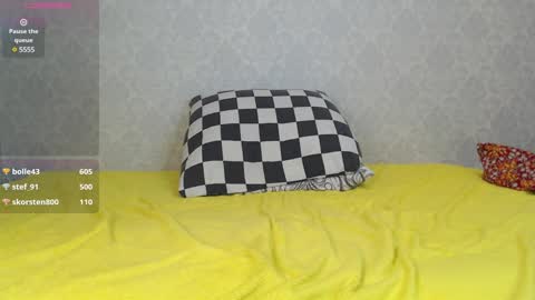 Snapshot of mira_one_ chatting on February 3, 2025, 7:10 pm mira_one_ online show from February 3, 2025, 7:10 pm