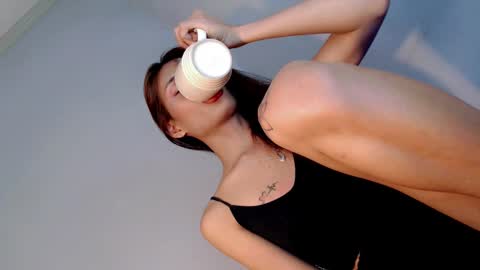 Snapshot of miraclegirl23 chatting on February 26, 2025, 9:58 pm Zoey online show from February 26, 2025, 9:58 pm