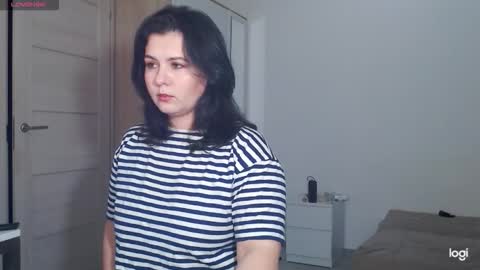 Snapshot of miradiaz chatting on October 24, 2025, 12:23 pm Meera online show from October 24, 2025, 12:23 pm