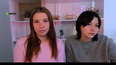 Snapshot of miraella chatting on September 25, 2025, 9:02 am Mira online show from September 25, 2025, 9:02 am