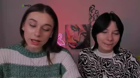 Snapshot of miraella chatting on September 28, 2025, 8:52 am Mira online show from September 28, 2025, 8:52 am