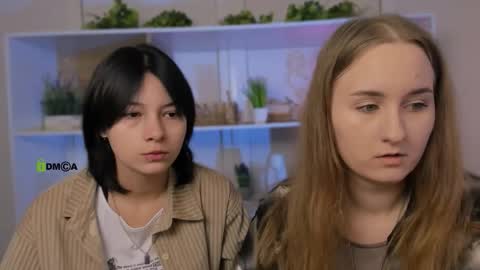 Snapshot of miraella chatting on October 4, 2025, 8:12 am Mira online show from October 4, 2025, 8:12 am