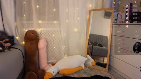 Mira  online show from December 19, 2024, 7:29 am