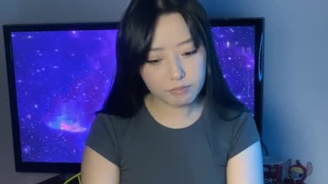 Snapshot of mirafloat chatting on October 24, 2025, 2:35 pm mirafloat online show from October 24, 2025, 2:35 pm