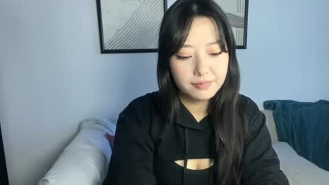 Snapshot of mirafloat chatting on November 11, 2025, 9:42 am mirafloat online show from November 11, 2025, 9:42 am