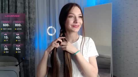 mirage1_ online show from December 15, 2025, 9:30 pm