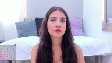 Snapshot of miranda_doll_ chatting on January 13, 2025, 3:15 pm online show from January 13, 2025, 3:15 pm