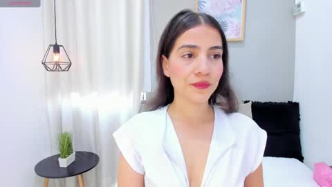 Snapshot of miranda_doll_ chatting on September 9, 2025, 12:05 pm online show from September 9, 2025, 12:05 pm