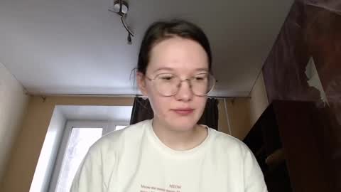 Snapshot of miriamor chatting on February 10, 2025, 7:04 am Mira online show from February 10, 2025, 7:04 am