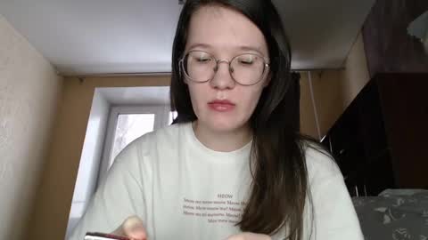 Snapshot of miriamor chatting on February 24, 2025, 7:44 am Mira online show from February 24, 2025, 7:44 am