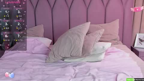 Snapshot of miriamwhite chatting on September 26, 2025, 3:54 am Miriam WhiteF online show from September 26, 2025, 3:54 am