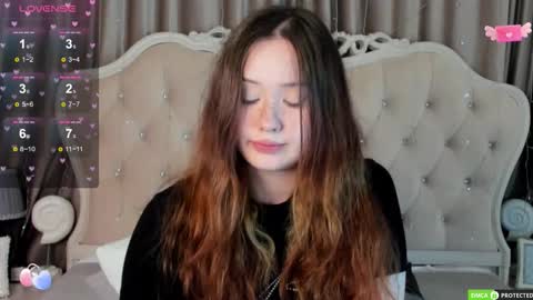 Snapshot of miriamwhite chatting on October 5, 2025, 4:00 am Miriam WhiteF online show from October 5, 2025, 4:00 am