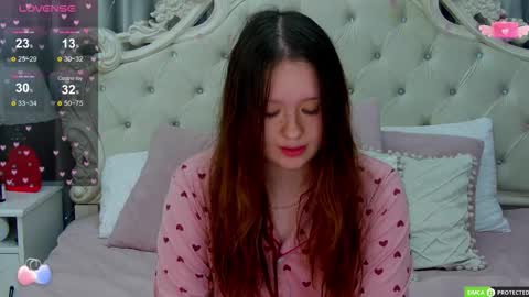 Snapshot of miriamwhite chatting on October 12, 2025, 3:16 am Miriam WhiteF online show from October 12, 2025, 3:16 am