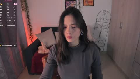 Snapshot of mishelkrave_ chatting on October 9, 2025, 1:25 am KRAVE  online show from October 9, 2025, 1:25 am