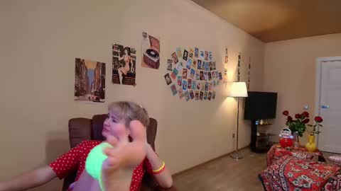 Kris online show from November 18, 2025, 10:52 am