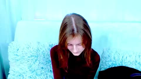 Snapshot of miss___alisa chatting on December 16, 2025, 7:46 am Alisa NONNUDE online show from December 16, 2025, 7:46 am