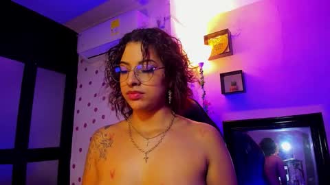 Akemi 3 online show from October 31, 2025, 2:12 am