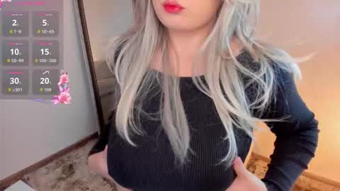 Snapshot of miss_anna__ chatting on October 27, 2025, 10:41 am Anna online show from October 27, 2025, 10:41 am