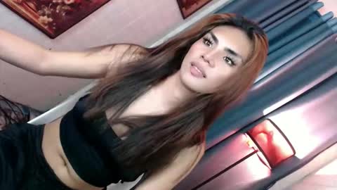 miss_bella69 online show from December 5, 2025, 4:10 am