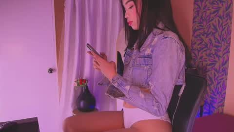 Snapshot of miss_brenda_ chatting on December 13, 2025, 8:36 pm Camila online show from December 13, 2025, 8:36 pm