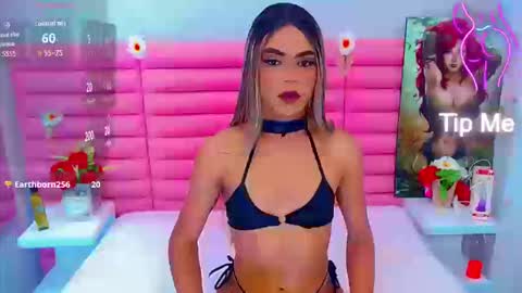 Snapshot of miss_dania chatting on October 18, 2025, 9:15 pm DANIA online show from October 18, 2025, 9:15 pm