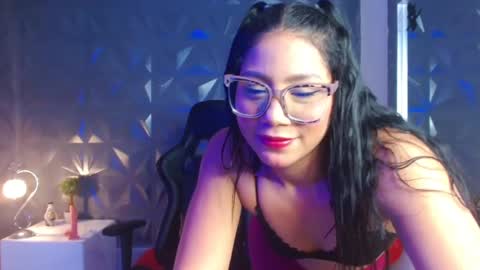 Snapshot of miss_honey1 chatting on February 7, 2025, 11:45 pm miss_honey1 online show from February 7, 2025, 11:45 pm