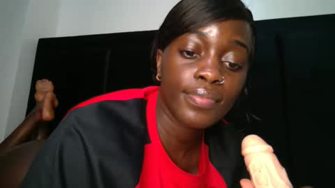 SensuElle  WHAT I DONT SHOW HERE... YOULL ONLY SEE IN PRIVATE  online show from October 11, 2025, 10:52 pm