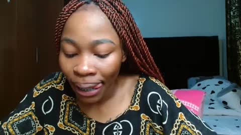 Miss Kiarrafit online show from January 29, 2025, 8:56 pm