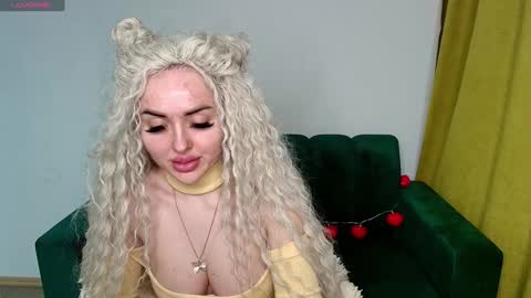 Snapshot of miss_kiten chatting on January 31, 2025, 10:31 pm miss_kiten online show from January 31, 2025, 10:31 pm