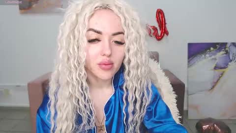 Snapshot of miss_kiten chatting on February 16, 2025, 4:09 am miss_kiten online show from February 16, 2025, 4:09 am