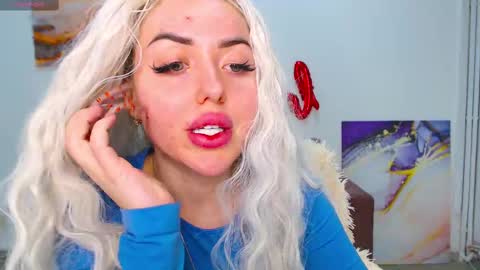 Snapshot of miss_kiten chatting on March 11, 2025, 6:41 pm miss_kiten online show from March 11, 2025, 6:41 pm