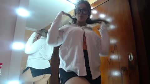 Snapshot of miss_lilieth chatting on January 25, 2025, 10:50 pm lilieth online show from January 25, 2025, 10:50 pm