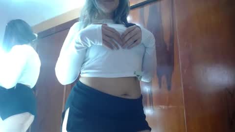 Snapshot of miss_lilieth chatting on February 27, 2025, 12:32 am lilieth online show from February 27, 2025, 12:32 am