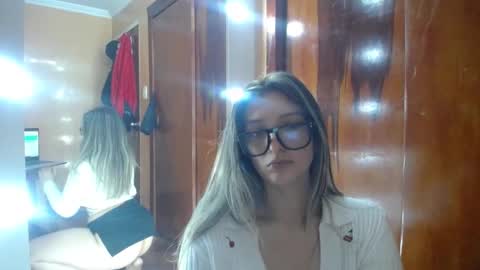 Snapshot of miss_lilieth chatting on November 5, 2025, 6:30 pm lilieth online show from November 5, 2025, 6:30 pm