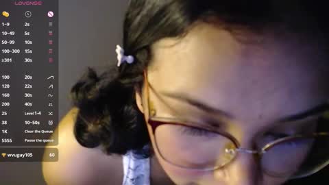 ly independent model online show from September 15, 2025, 7:14 pm