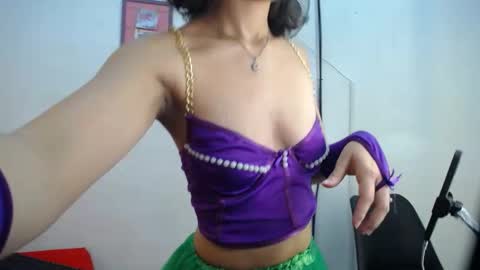 Snapshot of miss_m1a chatting on October 26, 2025, 10:54 am mia online show from October 26, 2025, 10:54 am