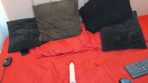 Snapshot of miss_m1a chatting on November 25, 2025, 11:27 pm mia online show from November 25, 2025, 11:27 pm