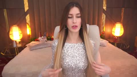 Snapshot of miss_martini chatting on January 8, 2025, 7:13 am online show from January 8, 2025, 7:13 am