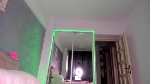 Snapshot of miss_medyson chatting on March 3, 2025, 7:43 am miss_medyson online show from March 3, 2025, 7:43 am
