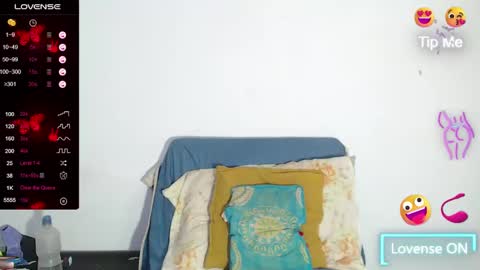 Ashley online show from February 20, 2025, 1:25 am