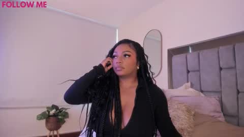 Mian  online show from November 8, 2025, 8:07 pm