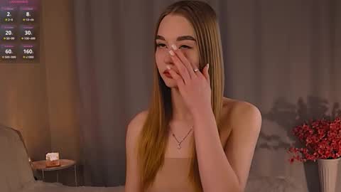 Nicole online show from October 22, 2025, 12:00 am