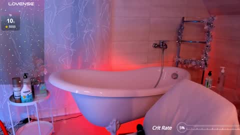 Snapshot of miss_redfox chatting on December 17, 2024, 5:51 am Margo online show from December 17, 2024, 5:51 am