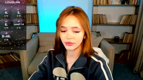 Snapshot of miss_redfox chatting on March 5, 2025, 2:36 am Margo online show from March 5, 2025, 2:36 am