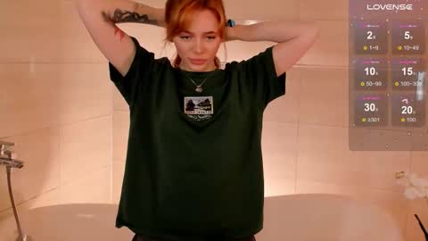 Snapshot of miss_redfox chatting on September 17, 2025, 3:41 am Margo online show from September 17, 2025, 3:41 am