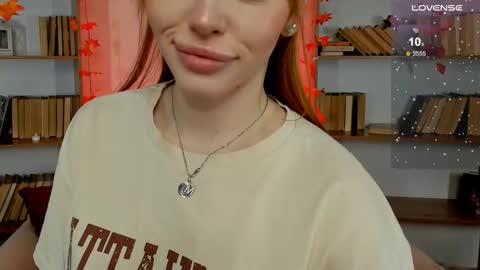 Snapshot of miss_redfox chatting on September 21, 2025, 3:30 am Margo online show from September 21, 2025, 3:30 am