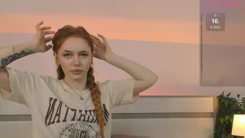 Snapshot of miss_redfox chatting on October 15, 2025, 3:28 am Margo online show from October 15, 2025, 3:28 am