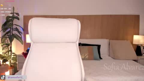 Sofia Alvarez online show from November 14, 2025, 10:51 pm